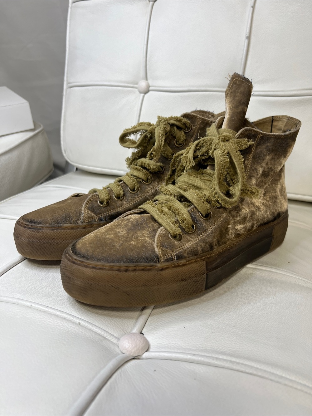 Women’s Lace-Up High-Top Boots in Olive Brown